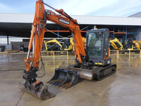 Doosan DX62R – Image 4