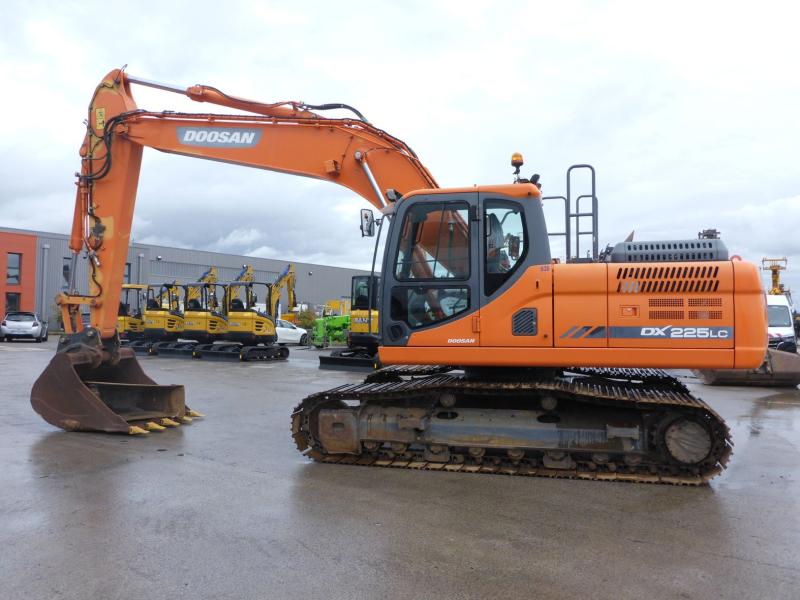 Doosan DX 225 LC