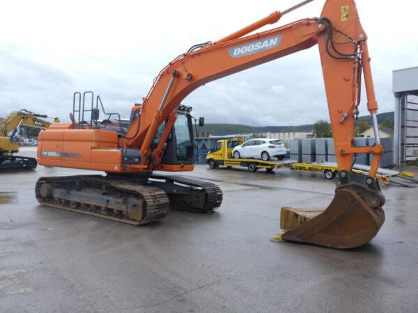 Doosan DX 225 LC – Image 5