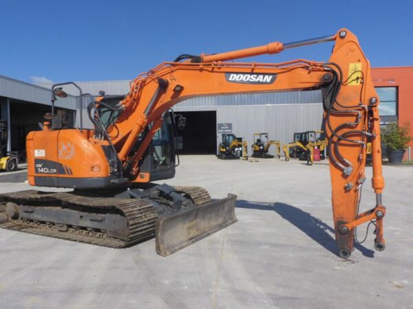 Doosan DX140LC